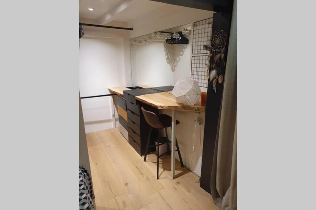 Loft De Type Industriel Et Spacieux Ница Екстериор снимка