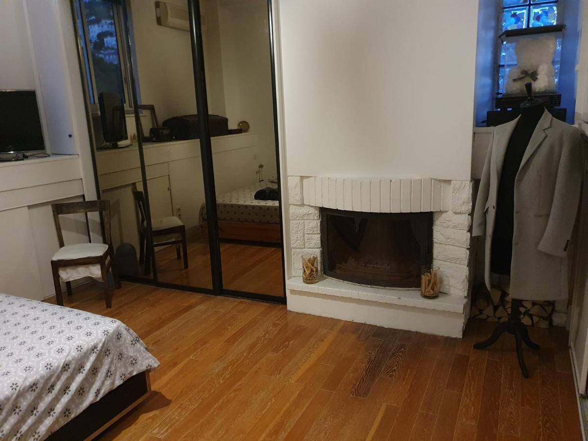 Loft De Type Industriel Et Spacieux Ница Екстериор снимка